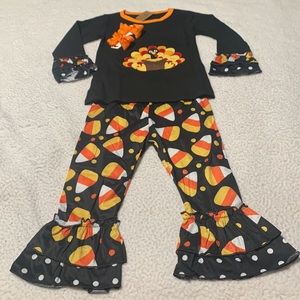 Girls Thanksgiving 2-Piece Outfit with Bows, New With Tags, Size 3-4